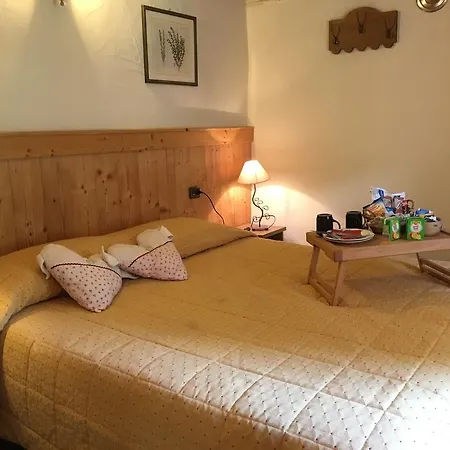 Maison Colombot Guest house