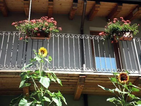 בית הארחה Maison Colombot 3*